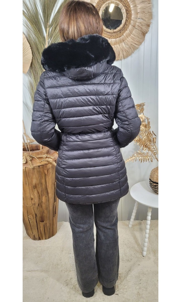 Manteau long Katarina matelassé à capuche – coloris noir, vue 2