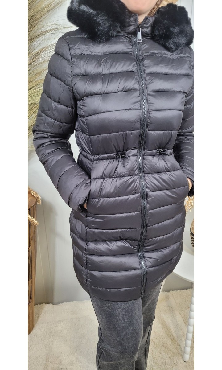 Manteau long Katarina matelassé à capuche – coloris noir, vue 3