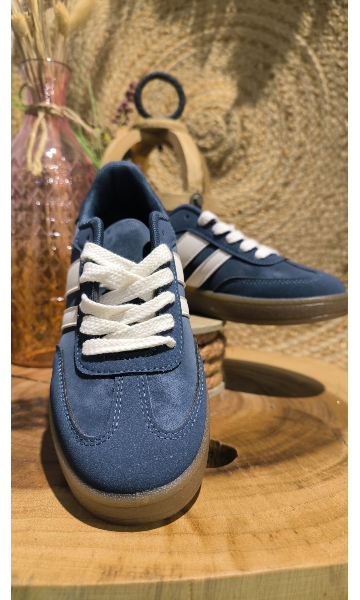 Baskets Prisca suédine bandes blanches – vue 2