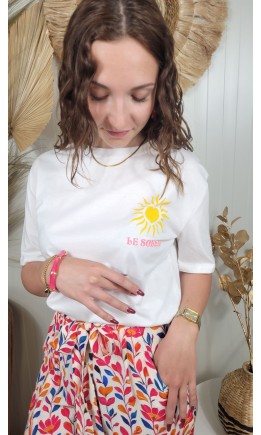 T-shirt Soleil blanc lettrage rose – coloris blanc