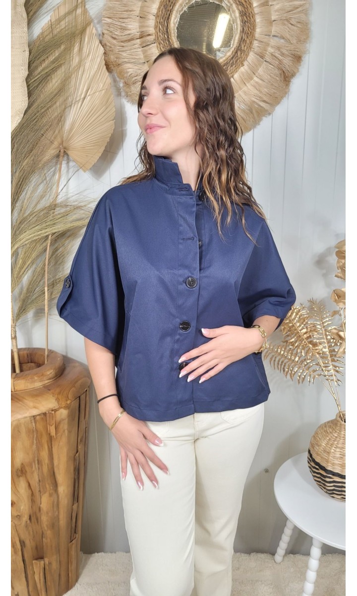 Veste Pam courte évasée gros boutons – coloris bleu marine