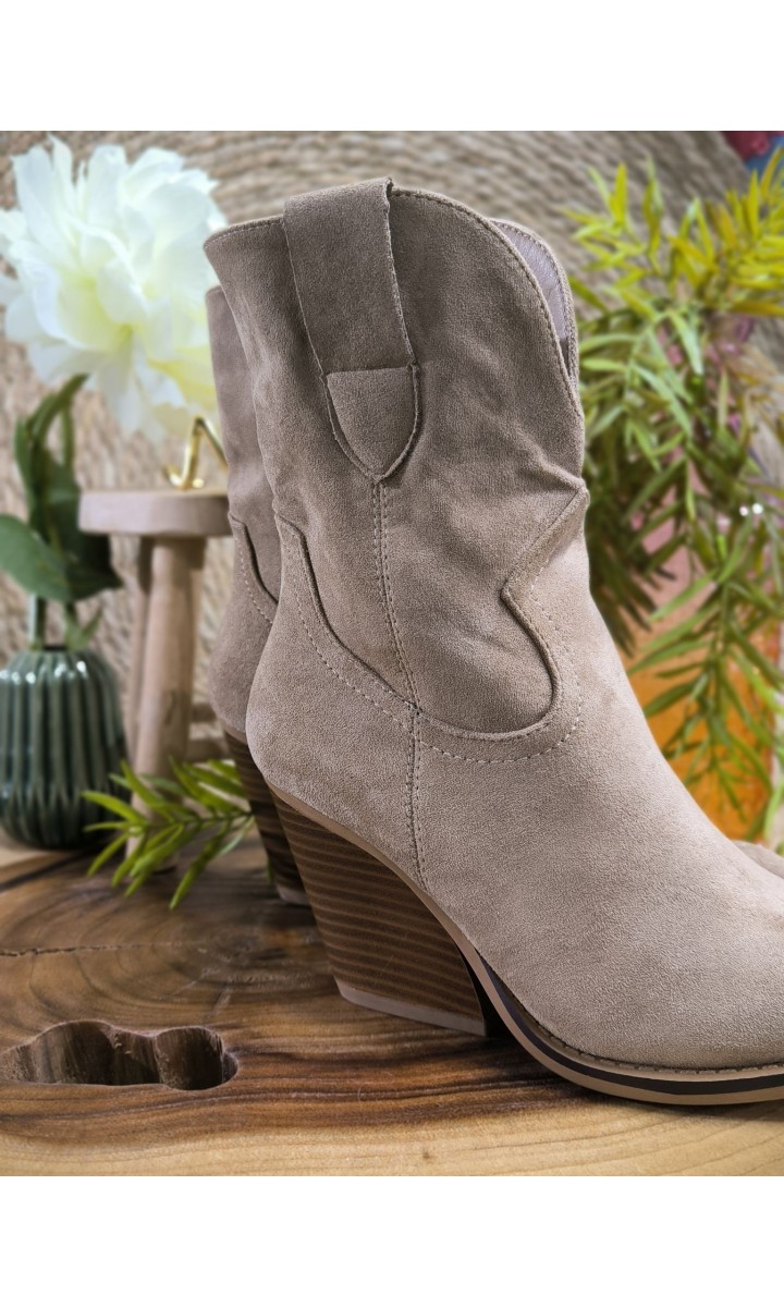 Bottines Monica santiags - talon 8 cm – coloris beige, vue 3