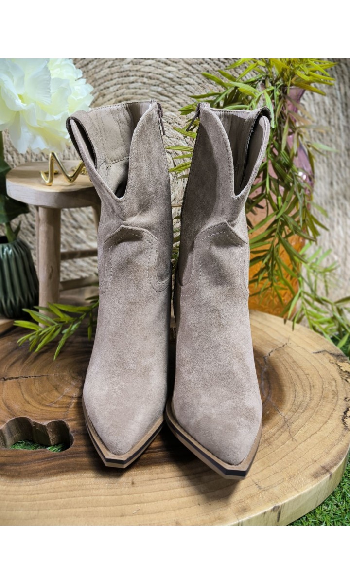 Bottines Monica santiags - talon 8 cm – coloris beige, vue 4