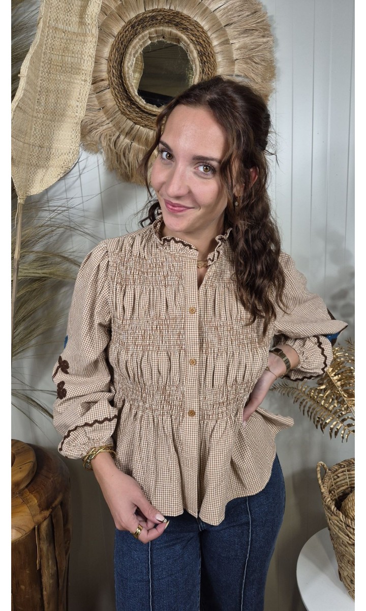 Chemise Sophia smockée col volanté – coloris marron