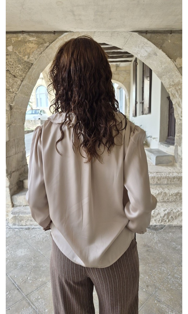 Blouse Danielle col lavallière volanté – coloris beige, vue 3