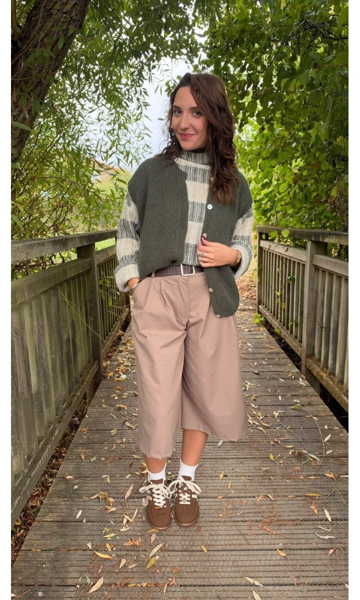 Pantacourt Sarah jupe-culotte - ceinture offerte – coloris taupe